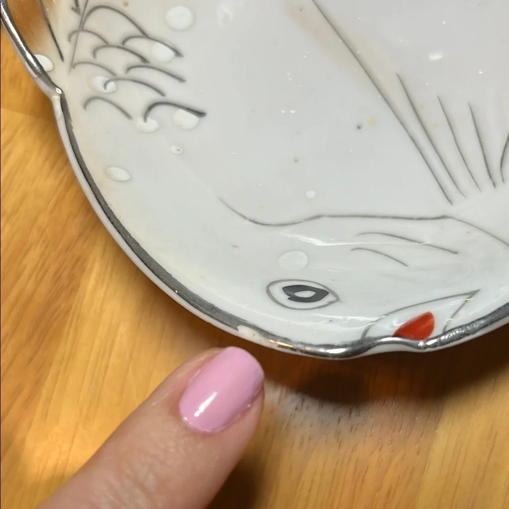 Vintage hand painted Asian style Ceramic Fish Shaped Bowls set of 4